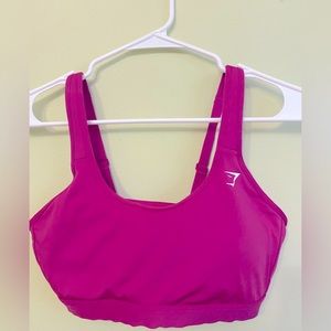 New Gymshark Dragon Pink sports bra size M (Never worn)